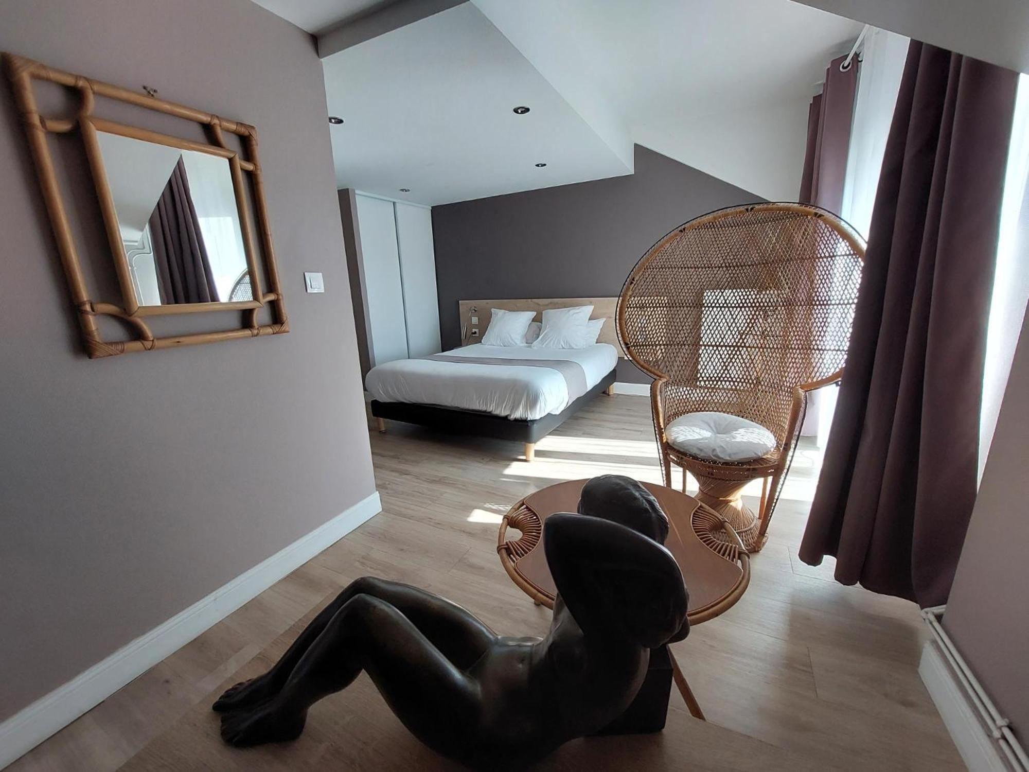 Logis Auberge Des Voyageurs Vandieres  ภายนอก รูปภาพ