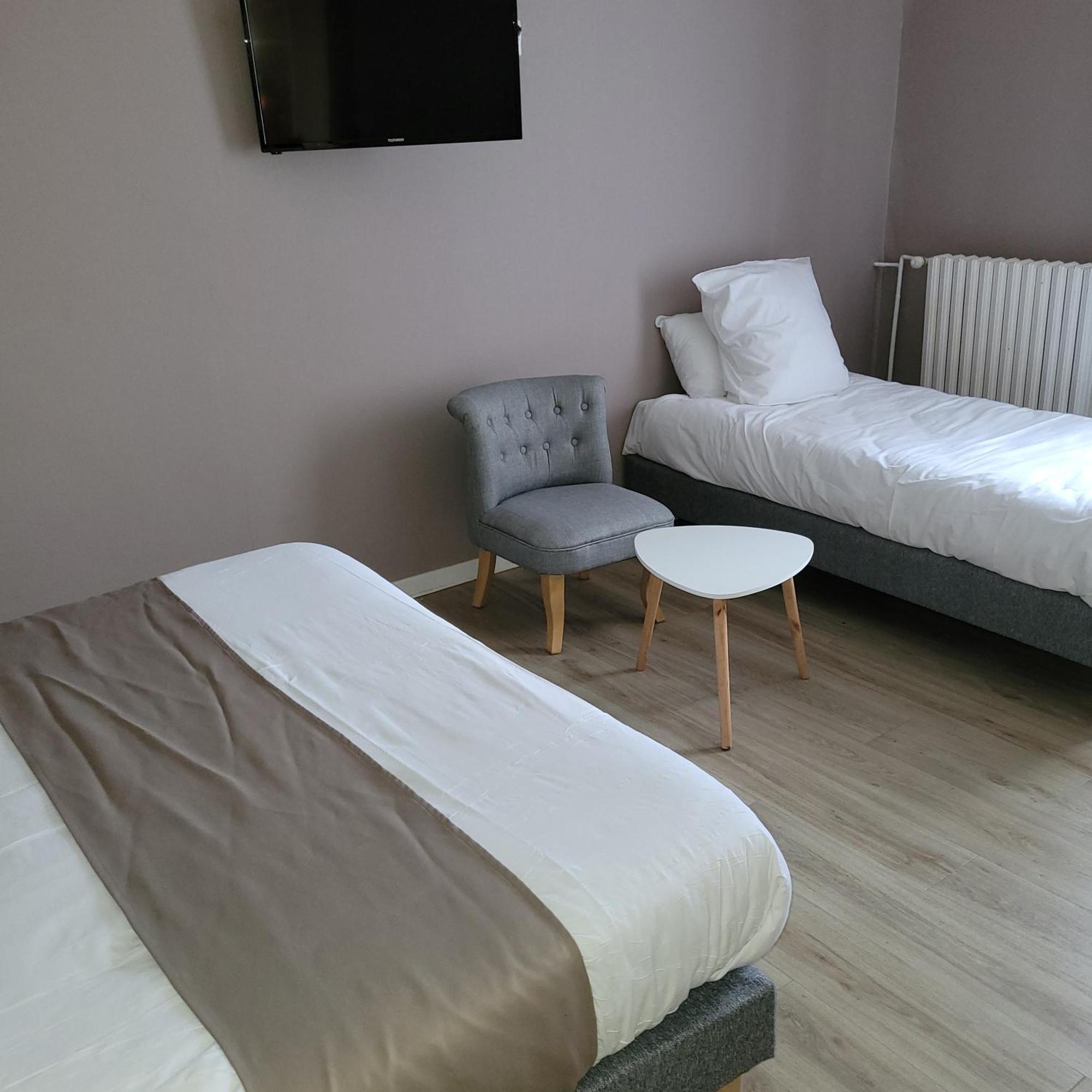 Logis Auberge Des Voyageurs Vandieres  ภายนอก รูปภาพ